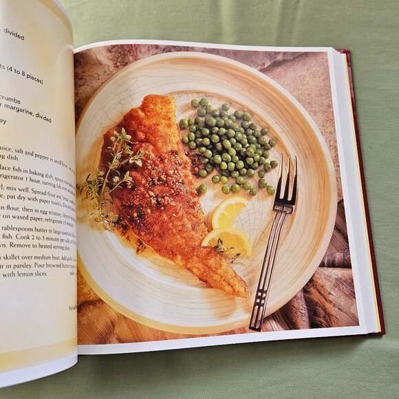 Favorite Brand Name Country Italian Cookbook Best-Loved Recipe Vintage Hardcover - Picture 8 of 15